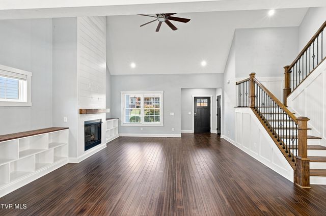 3418 Silk Mill Place, Kingsport, TN 37660