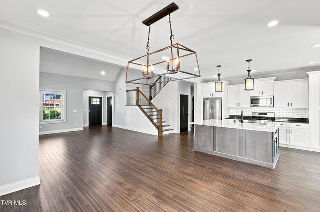 3418 Silk Mill Place, Kingsport, TN 37660