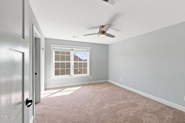 3418 Silk Mill Place, Kingsport, TN 37660