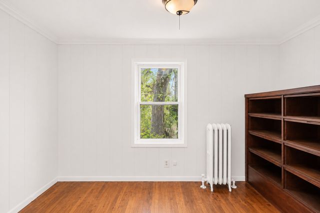 183 Lincoln Parkway, Crystal Lake, IL 60014