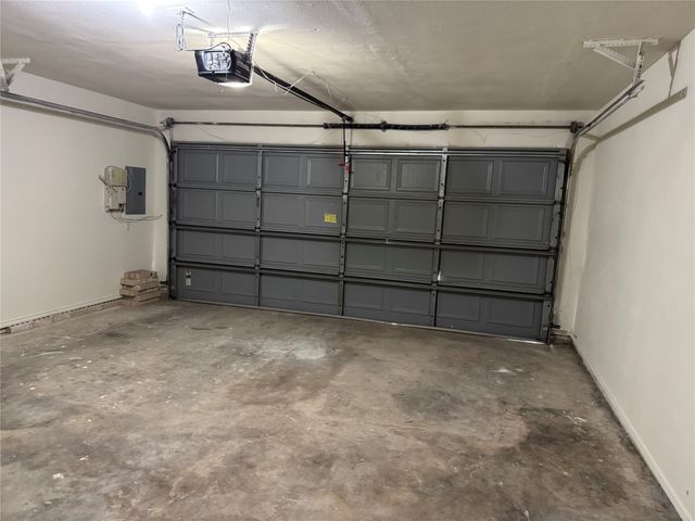 2217 Woodcreek B, Carrollton, TX 75006