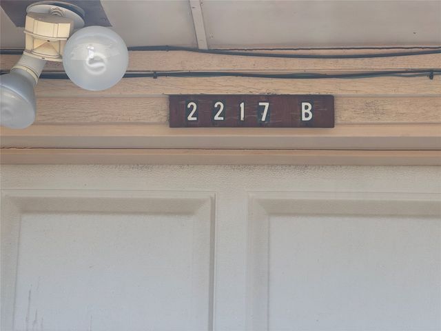 2217 Woodcreek B, Carrollton, TX 75006