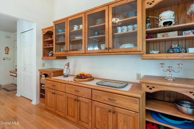 32 Lillian Lane, Troy, NY 12180