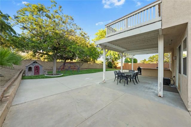 23480 Bending Oak Court, Murrieta, CA 92562