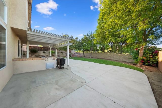 23480 Bending Oak Court, Murrieta, CA 92562