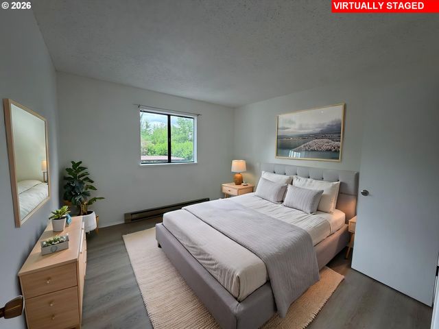 11040 Sw GREENBURG Rd 206, Portland, OR 97210