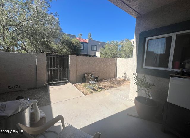 2311 E HARTFORD Avenue 38, Phoenix, AZ 85022