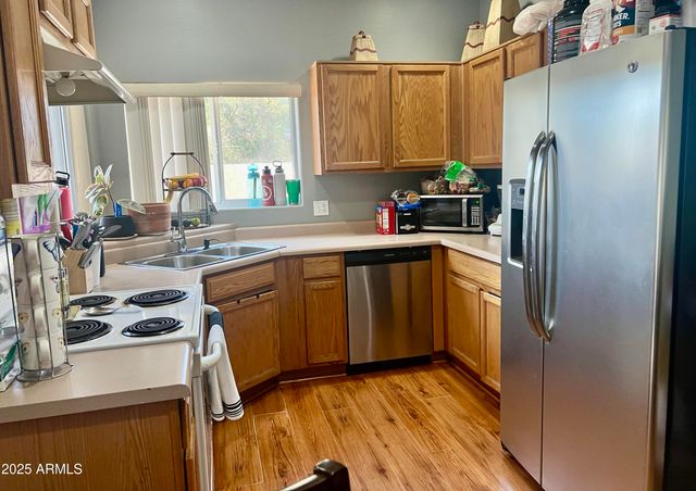 2311 E HARTFORD Avenue 38, Phoenix, AZ 85022