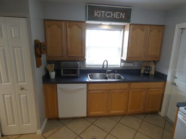 7211 TARRYTOWN DRIVE, Spring Hill, FL 34606