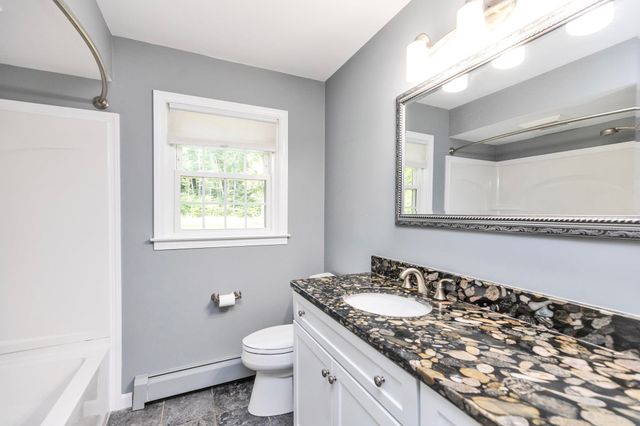20 Forest Drive, Bedford, NH 03110