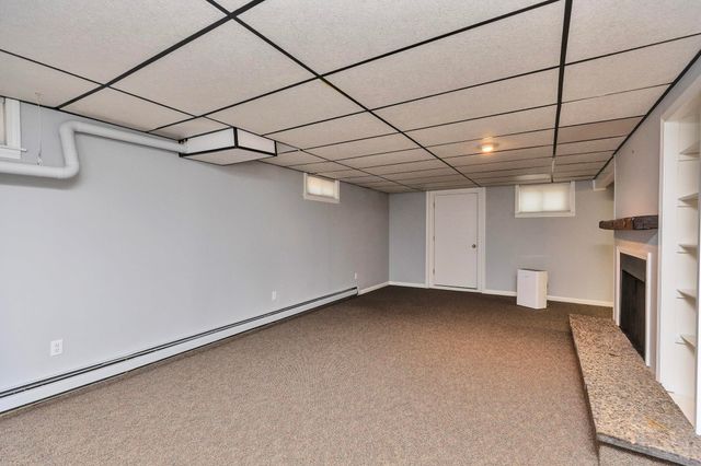 20 Forest Drive, Bedford, NH 03110