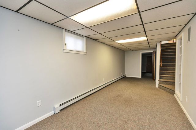 20 Forest Drive, Bedford, NH 03110