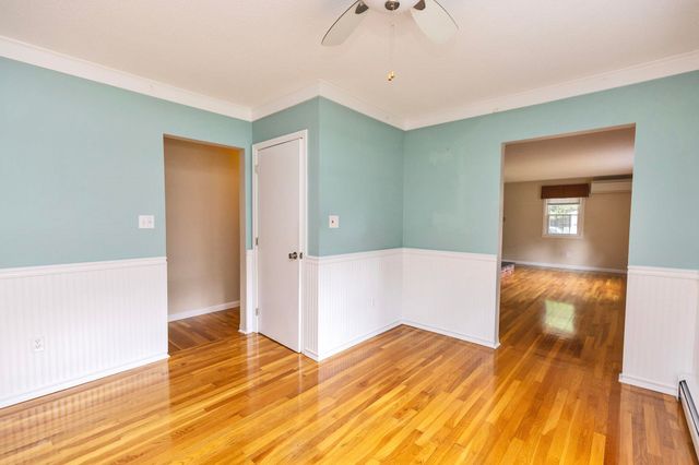 20 Forest Drive, Bedford, NH 03110