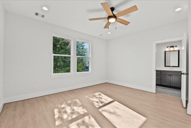 1910 Bayou Shore Drive, Galveston, TX 77551