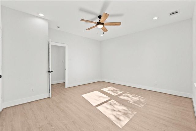 1910 Bayou Shore Drive, Galveston, TX 77551