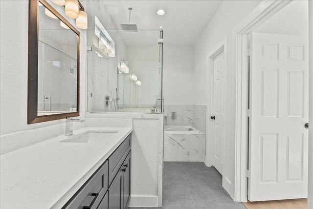 1910 Bayou Shore Drive, Galveston, TX 77551