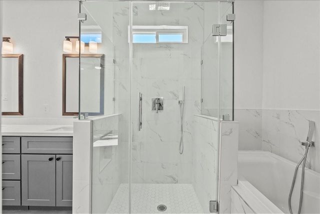 1910 Bayou Shore Drive, Galveston, TX 77551