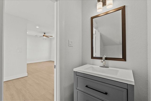 1910 Bayou Shore Drive, Galveston, TX 77551