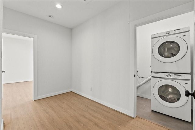 1910 Bayou Shore Drive, Galveston, TX 77551