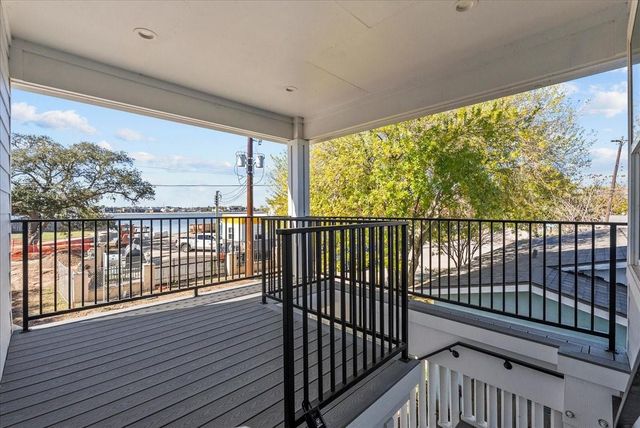 1910 Bayou Shore Drive, Galveston, TX 77551