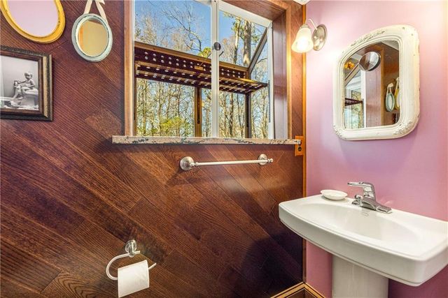 420 Huntsman SE Way, Marietta, GA 30067