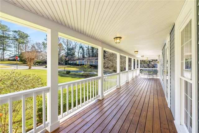 420 Huntsman SE Way, Marietta, GA 30067