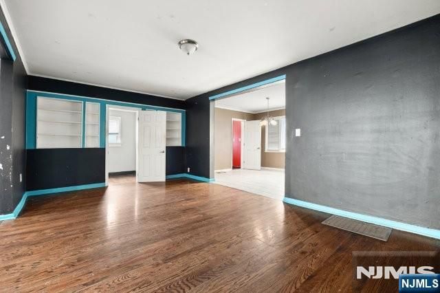 71 6th Street, Cresskill, NJ 07626