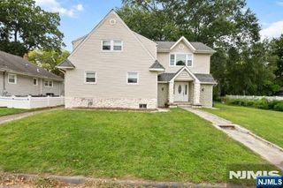 71 6th Street, Cresskill, NJ 07626