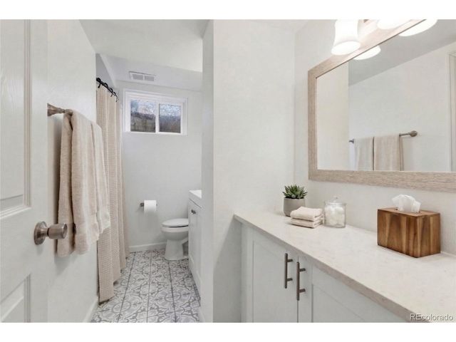 771 S Taft St, Lakewood, CO 80228