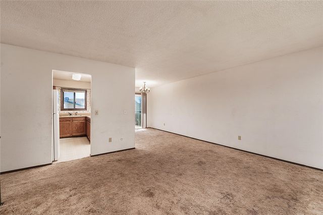 4032 Cambridge Drive, Billings, MT 59101