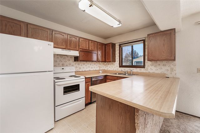 4032 Cambridge Drive, Billings, MT 59101