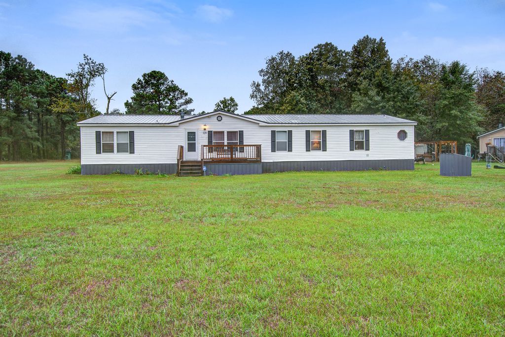 131 Lizzie Avenue, Cross, SC 29436