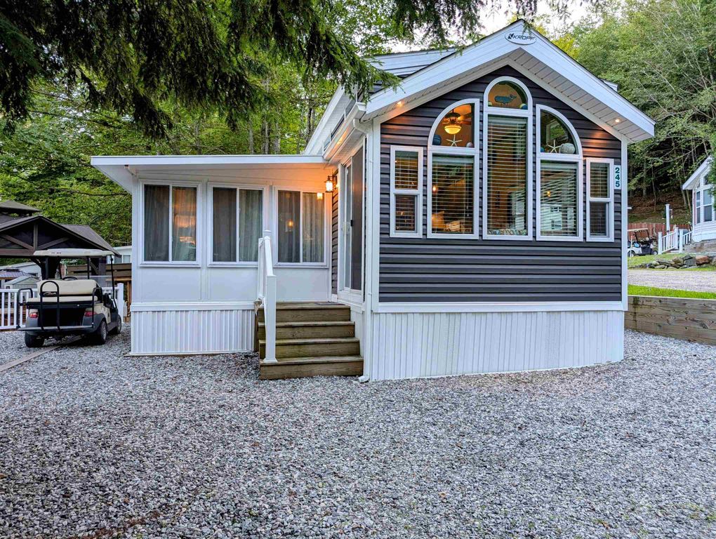245 High Country Way (aka Unit #118), Holderness, NH 03245