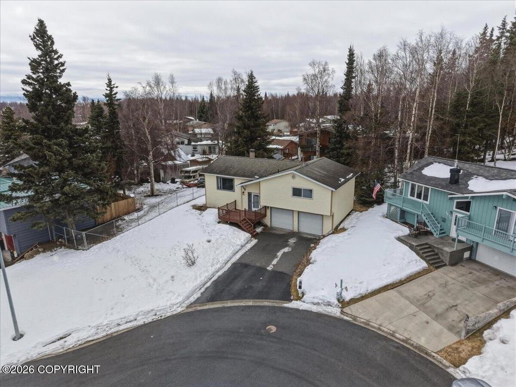 9420 Strathmore Drive, Anchorage, AK 99502