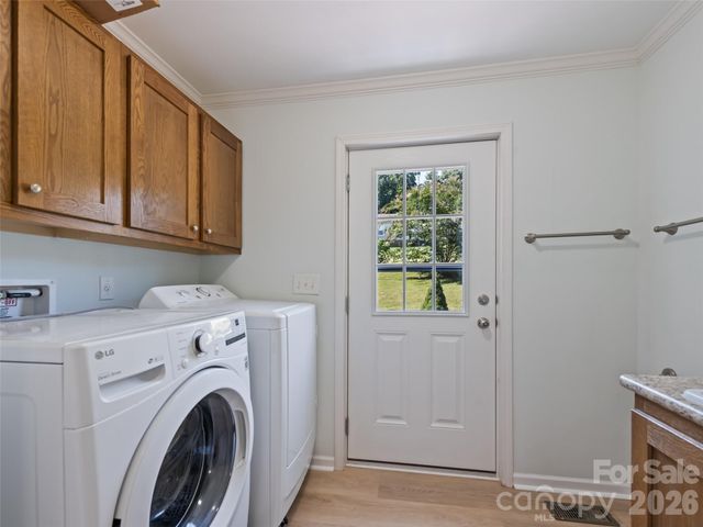 10 Enochs Way, Fletcher, NC 28732