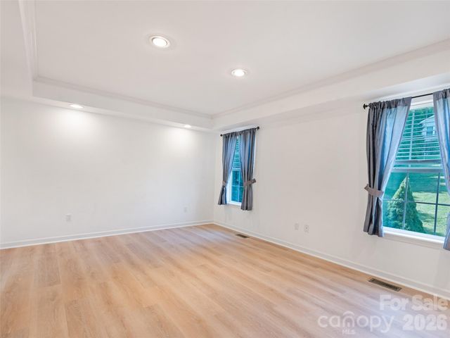 10 Enochs Way, Fletcher, NC 28732