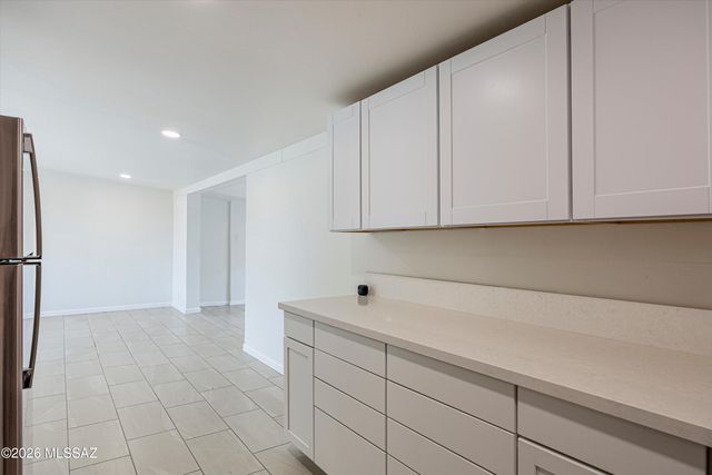 5640 E Calle Aurora, Tucson, AZ 85711