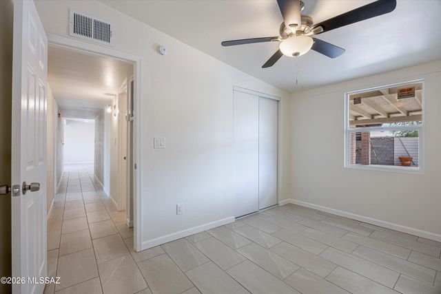 5640 E Calle Aurora, Tucson, AZ 85711