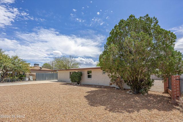 5640 E Calle Aurora, Tucson, AZ 85711