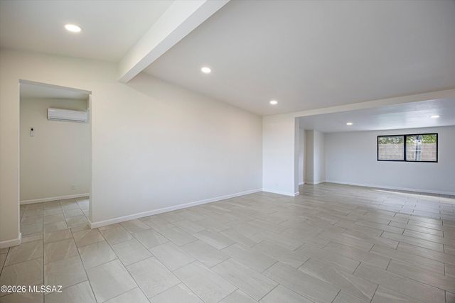 5640 E Calle Aurora, Tucson, AZ 85711