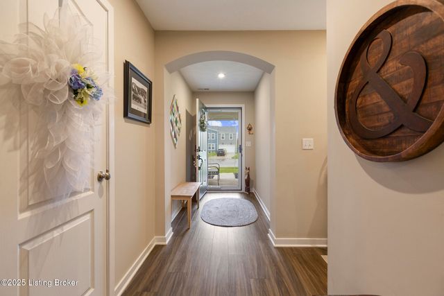 172 Sienna Dr, Shepherdsville, KY 40165