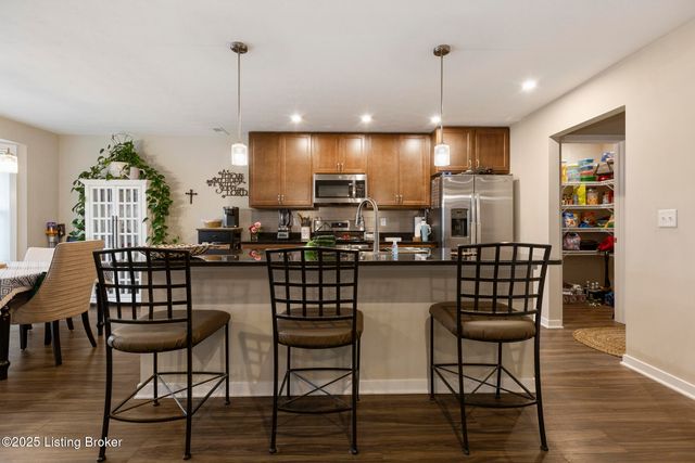 172 Sienna Dr, Shepherdsville, KY 40165