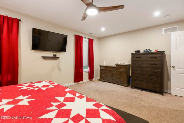 172 Sienna Dr, Shepherdsville, KY 40165