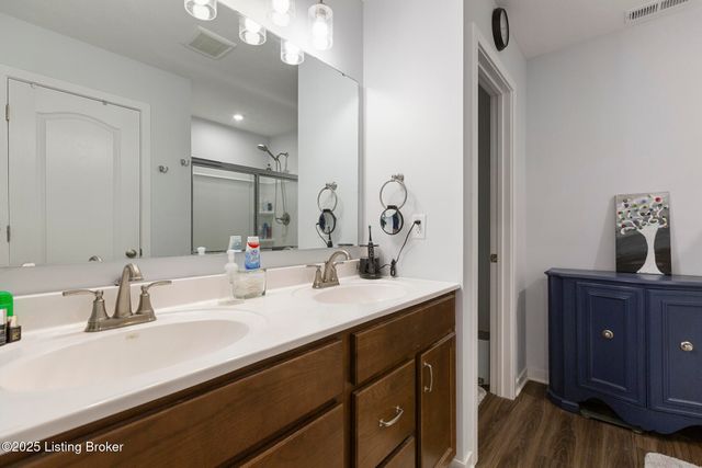 172 Sienna Dr, Shepherdsville, KY 40165