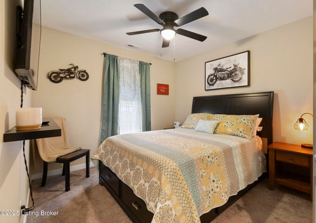 172 Sienna Dr, Shepherdsville, KY 40165