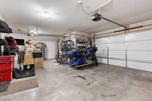 172 Sienna Dr, Shepherdsville, KY 40165