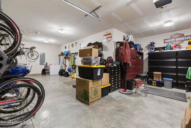 172 Sienna Dr, Shepherdsville, KY 40165