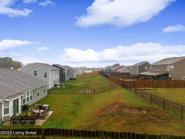 172 Sienna Dr, Shepherdsville, KY 40165