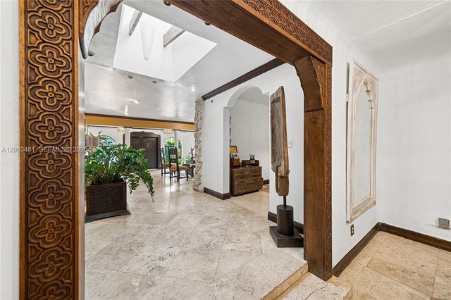 1150 N Biscayne Point Road, Miami Beach, FL 33141
