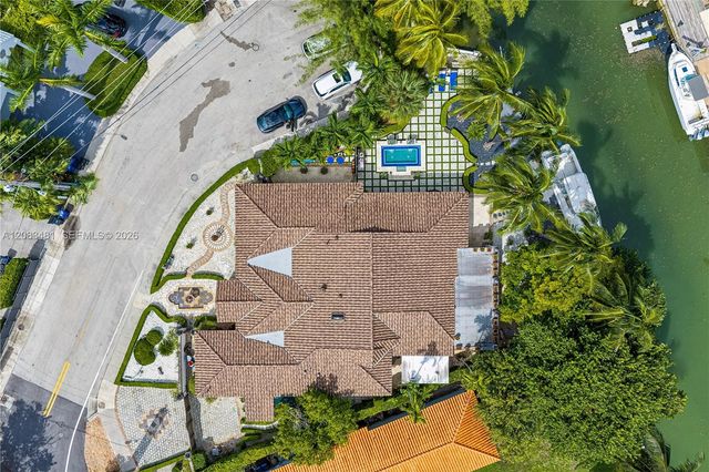 1150 N Biscayne Point Road, Miami Beach, FL 33141